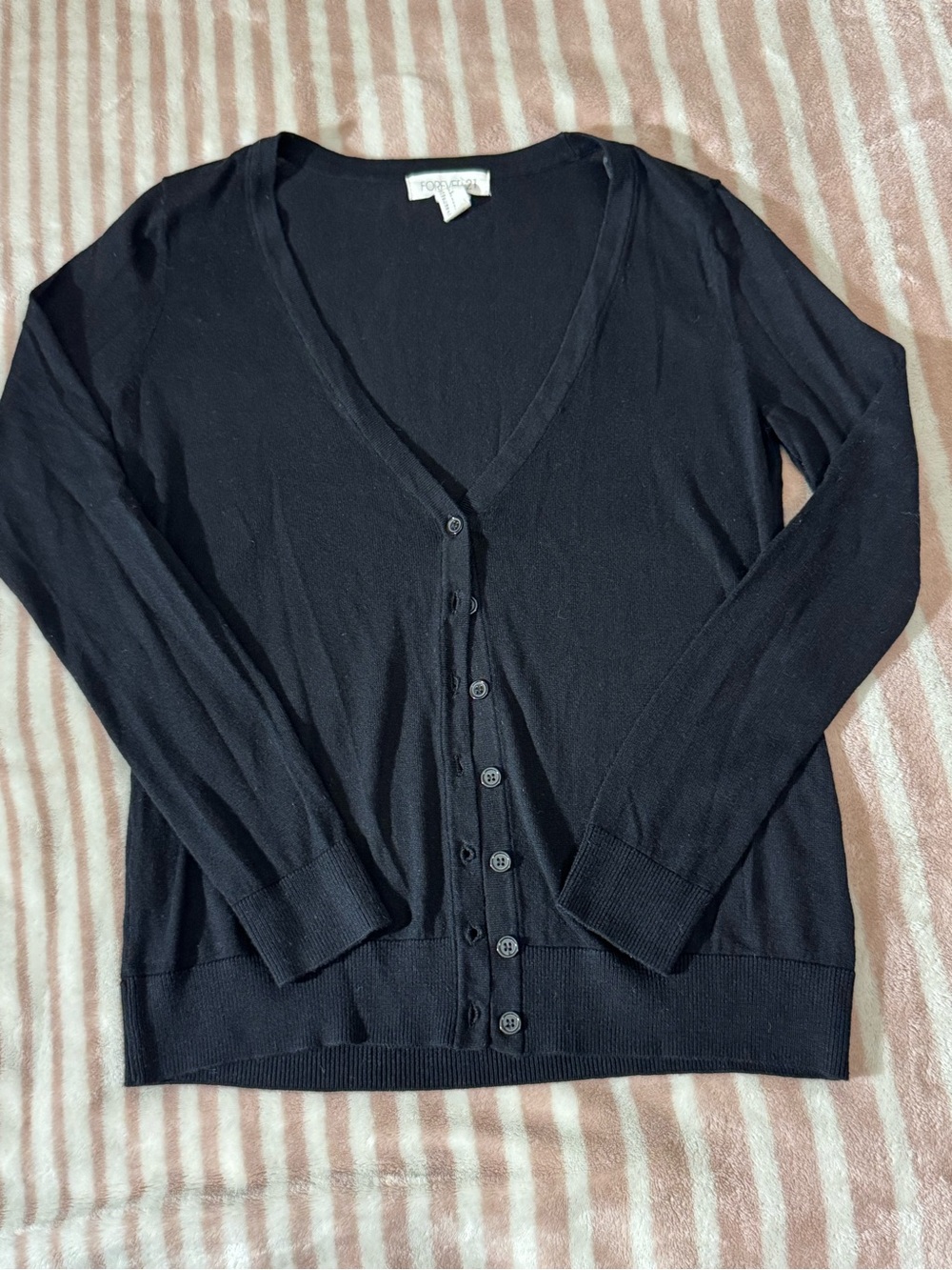 Forever 21 Black V-Neck Button-Front Women's Cardigan